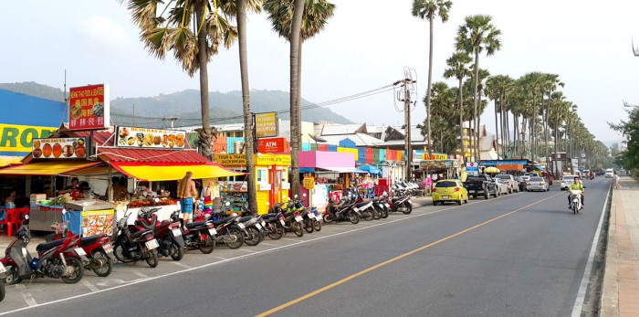 Shopping Bazaar along Karon Beach